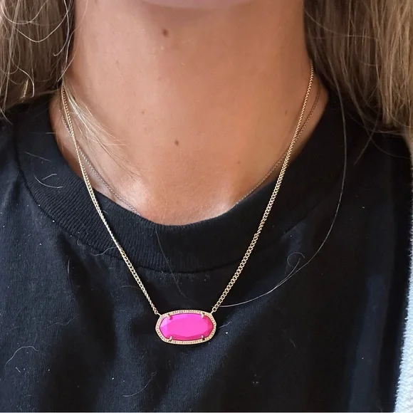 Hot Pink Kendra Scott Dylan Pendant Necklace - Picture 8 of 8